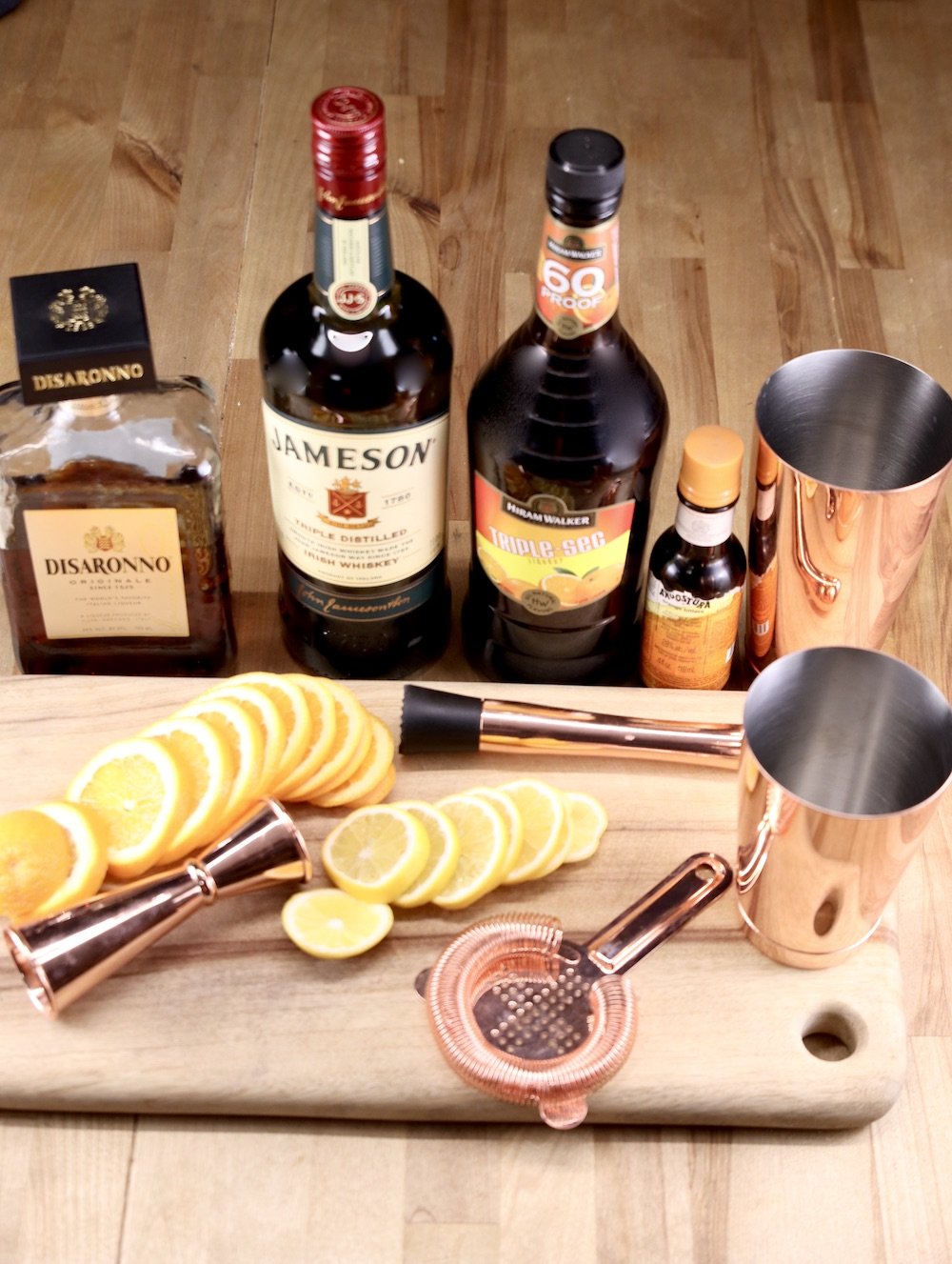 Ingredients for Amaretto Whiskey Sour
