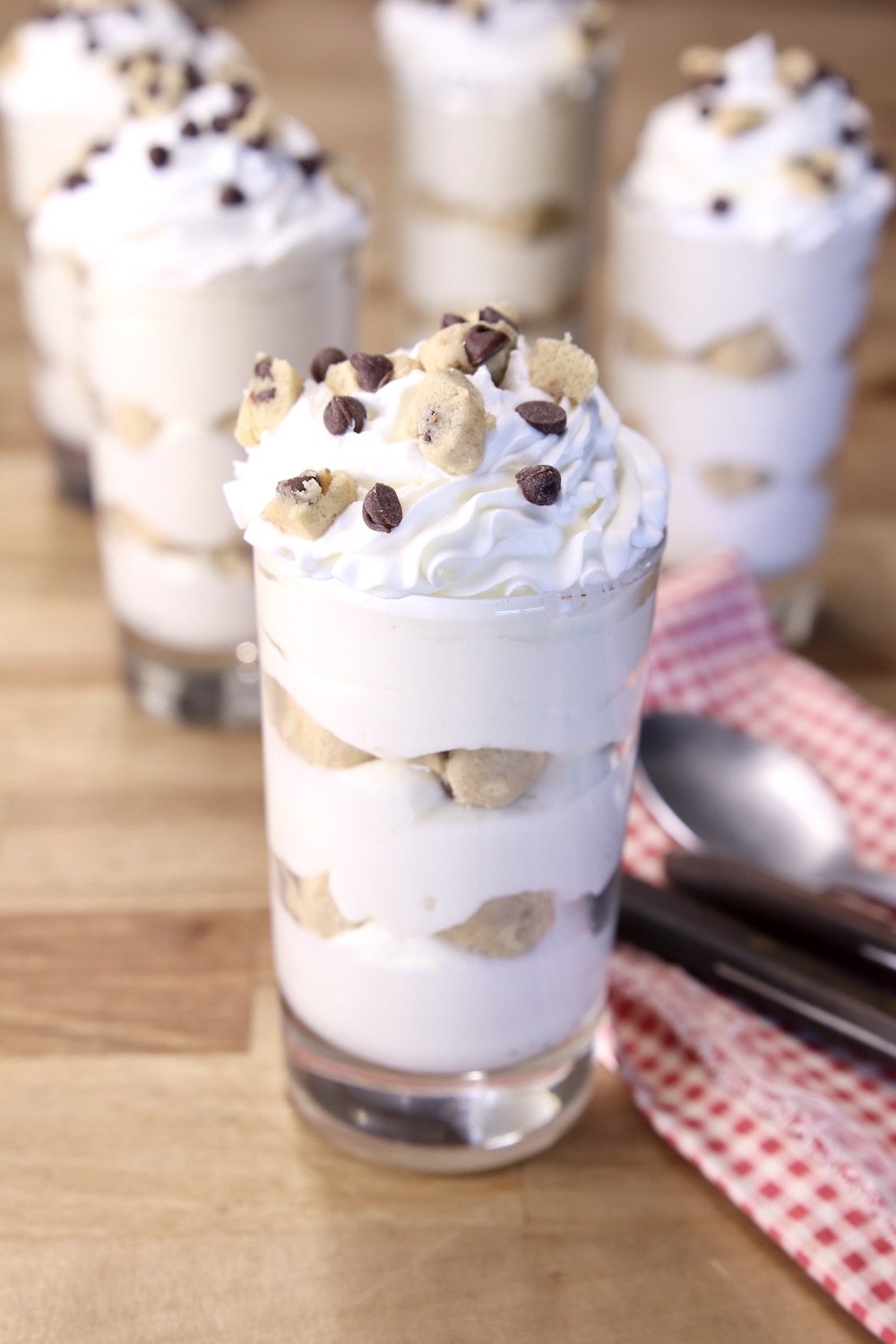 No Bake Cookie Dough Cheesecakes in individual jars