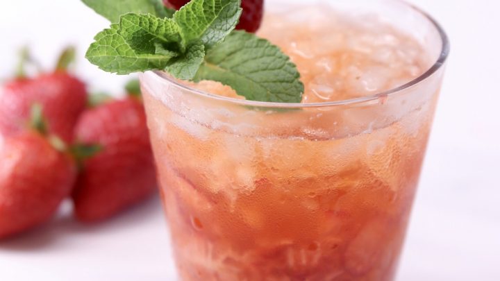 Strawberry whiskey cocktail
