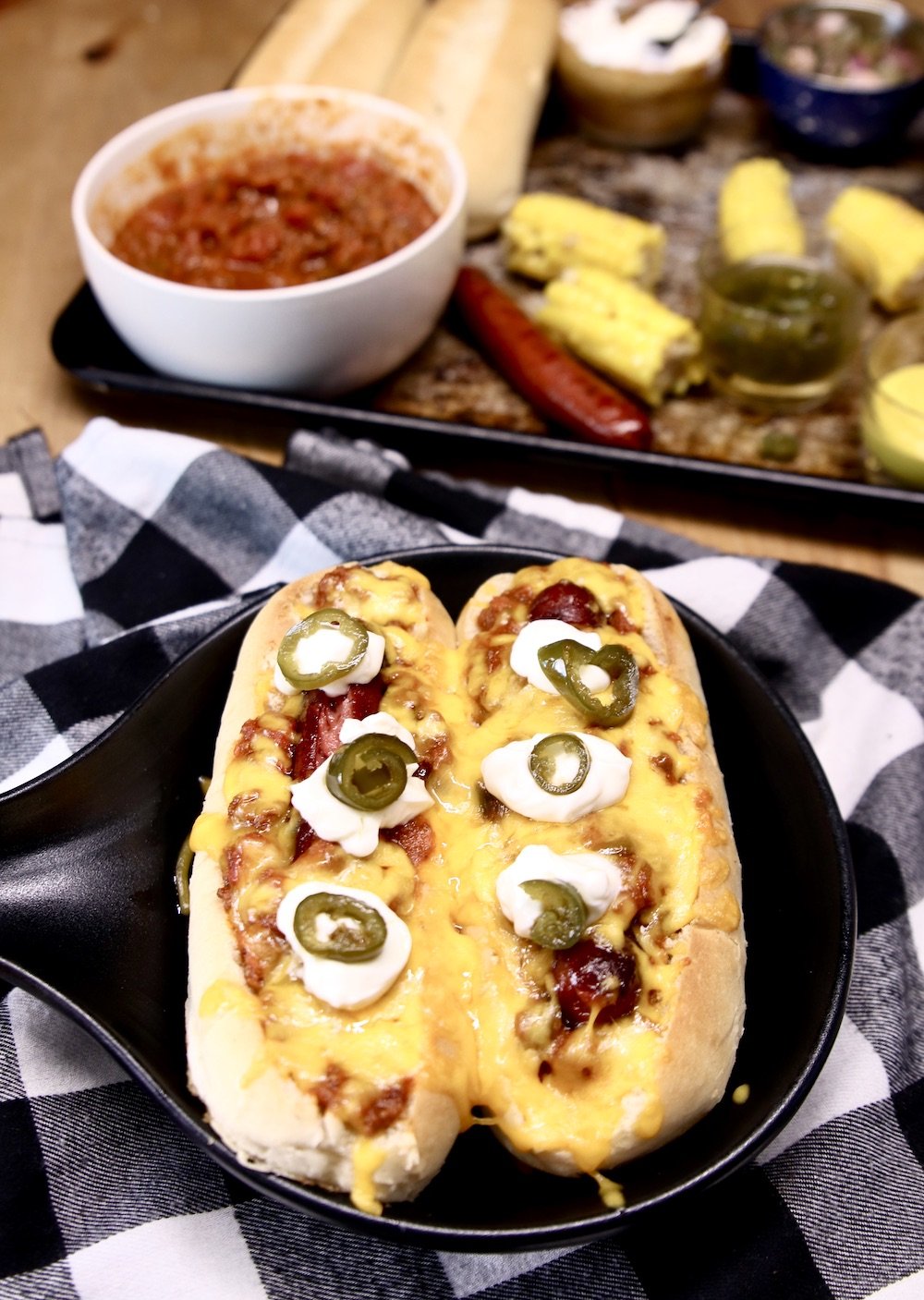 chili dogs with sour cream and jalapenos