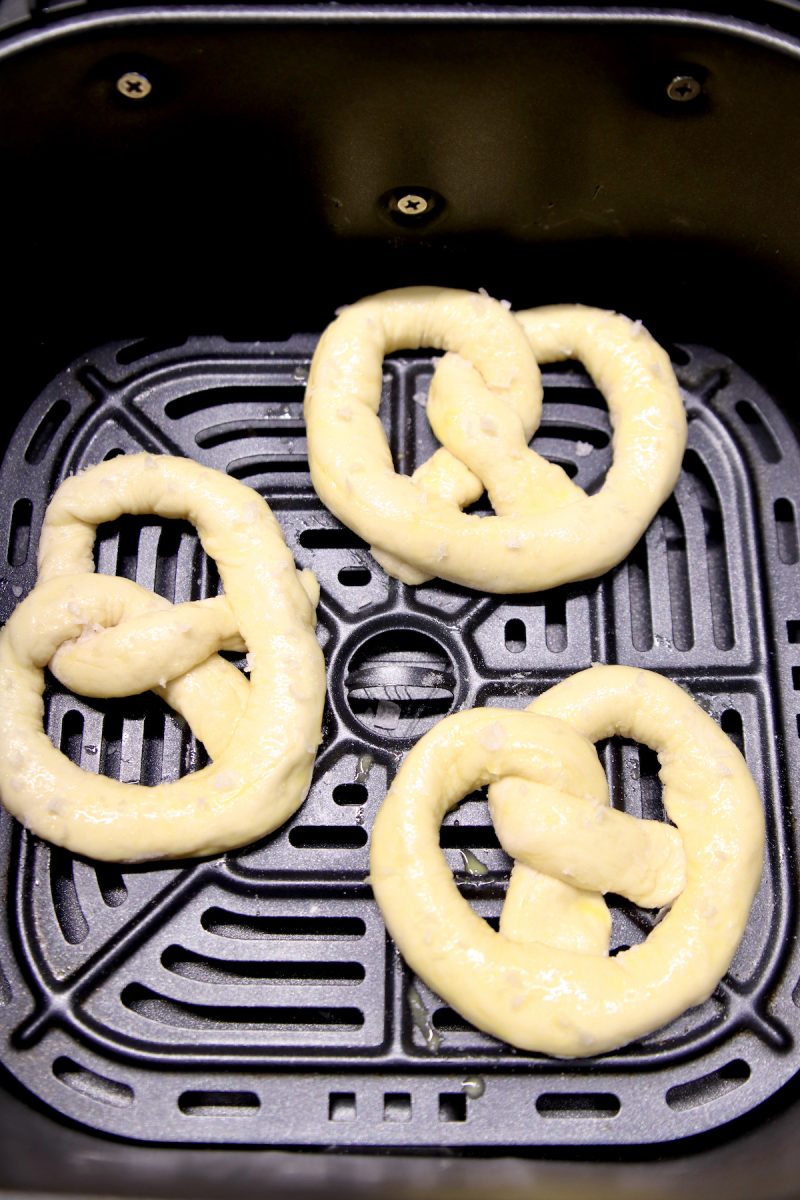 Air Fryer Soft Pretzels Miss in the Kitchen