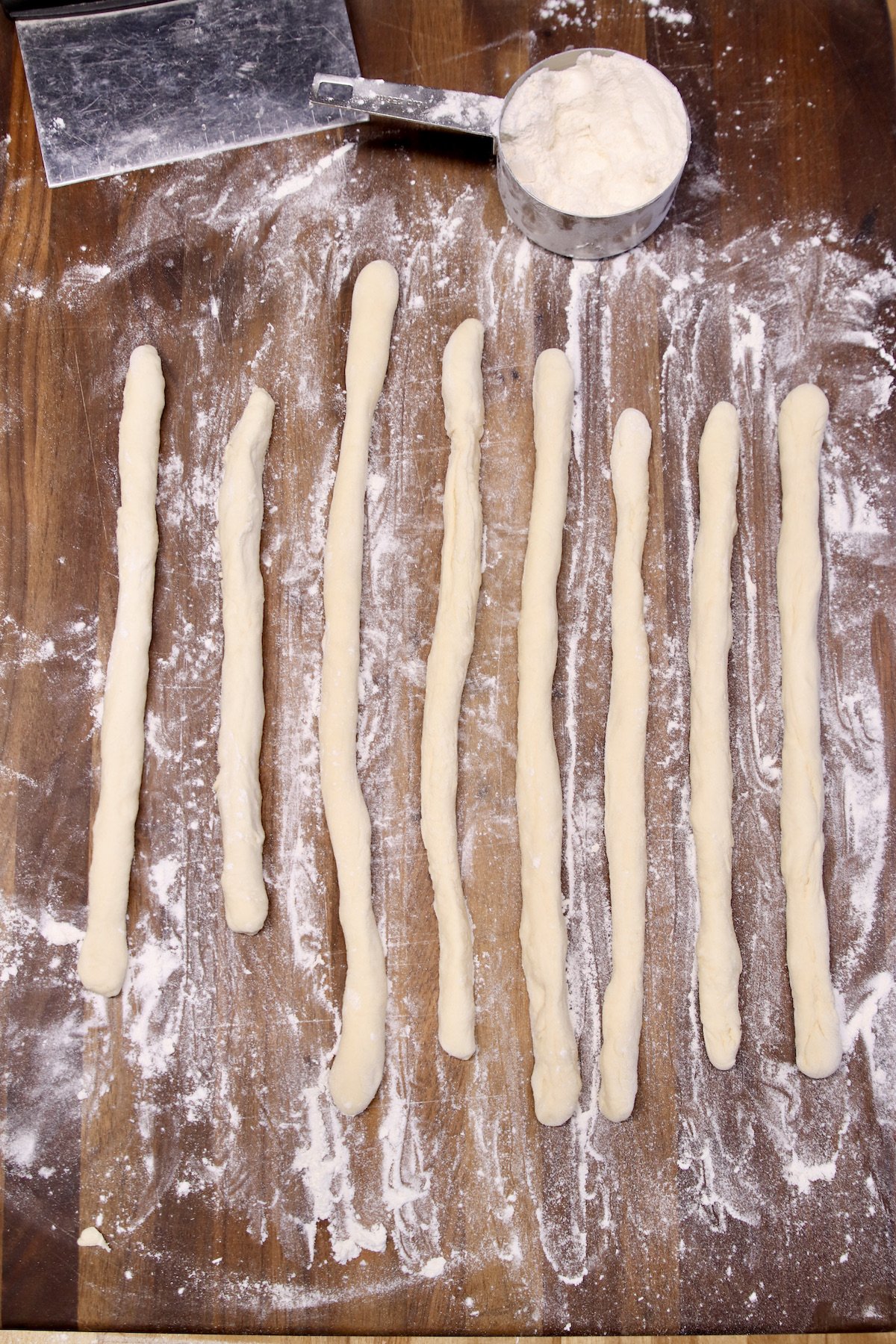 8 dough pieces - shaping for pretzels