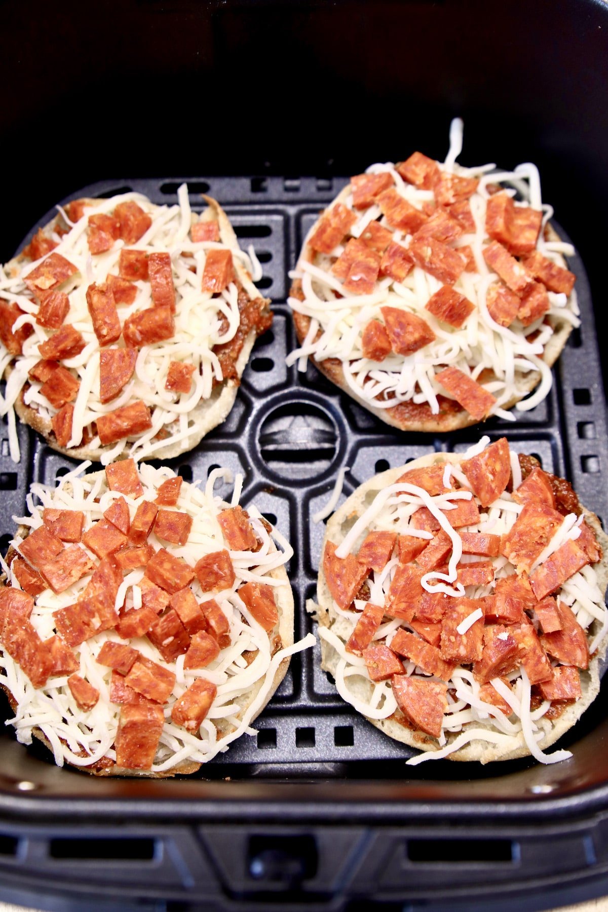 4 split english muffin pizzas in air fryer.