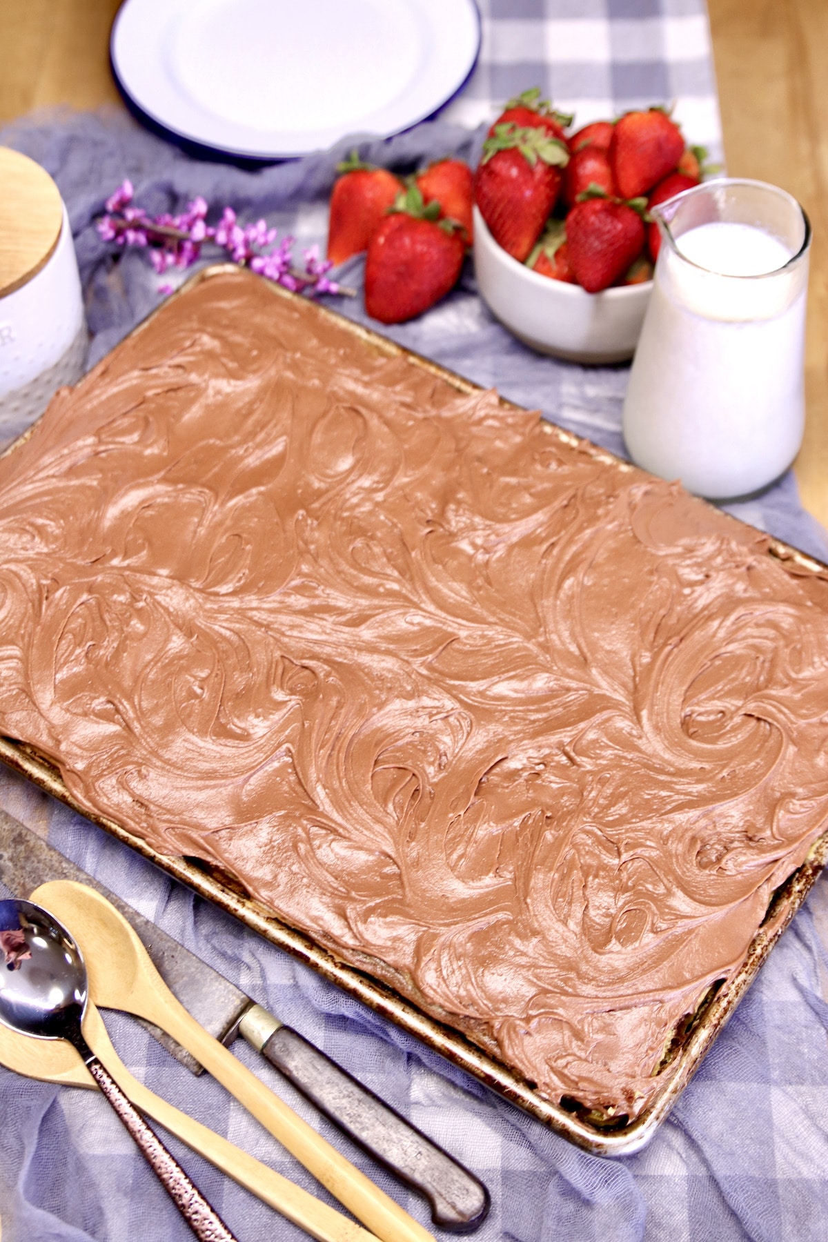 Sheet cake with chocolate frosting.