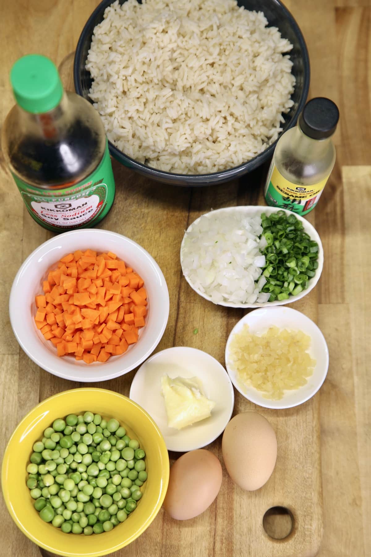 Ingredients for egg fried rice.