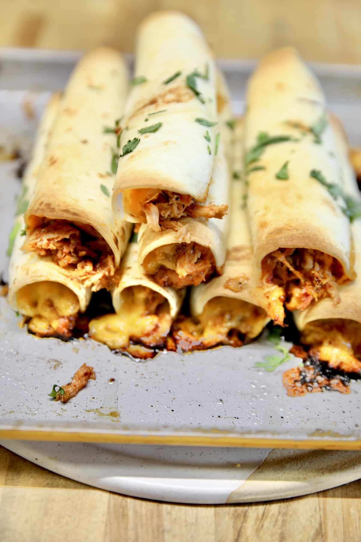 Taquitos with bbq chicken filling.