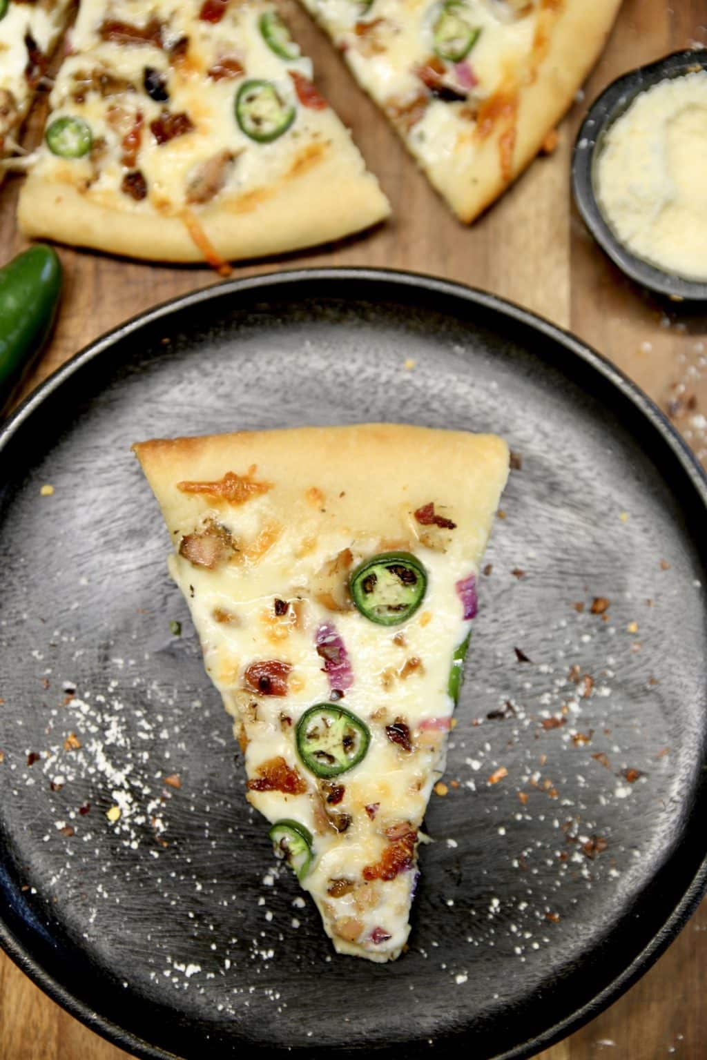 Chicken Bacon Ranch Pizza - Miss in the Kitchen