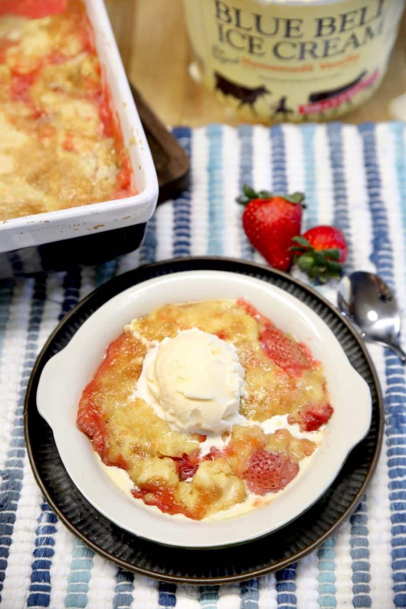 Surprising Dump Cake Strawberry Pineapple Images