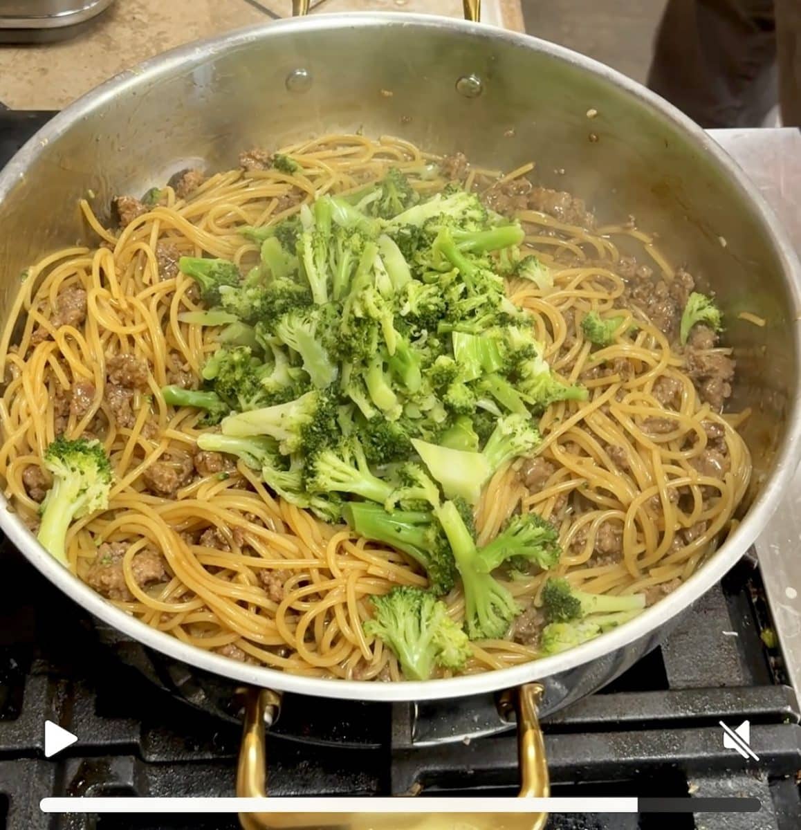 Sesame noodles with ground beef and broccoli.