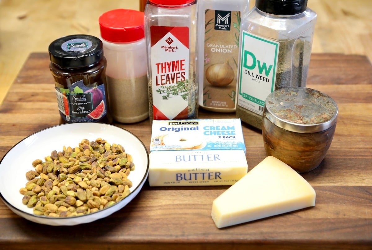 Ingredients for boursin fig dip.